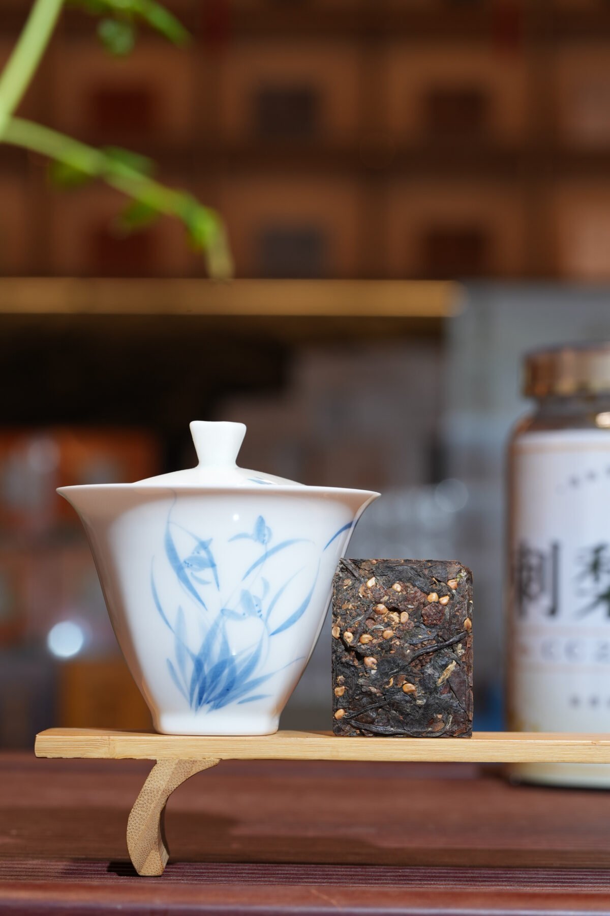 Roxburgh Rose White Tea: The 1 Antioxidant White Tea Brick for Radiant Skin & Vitality