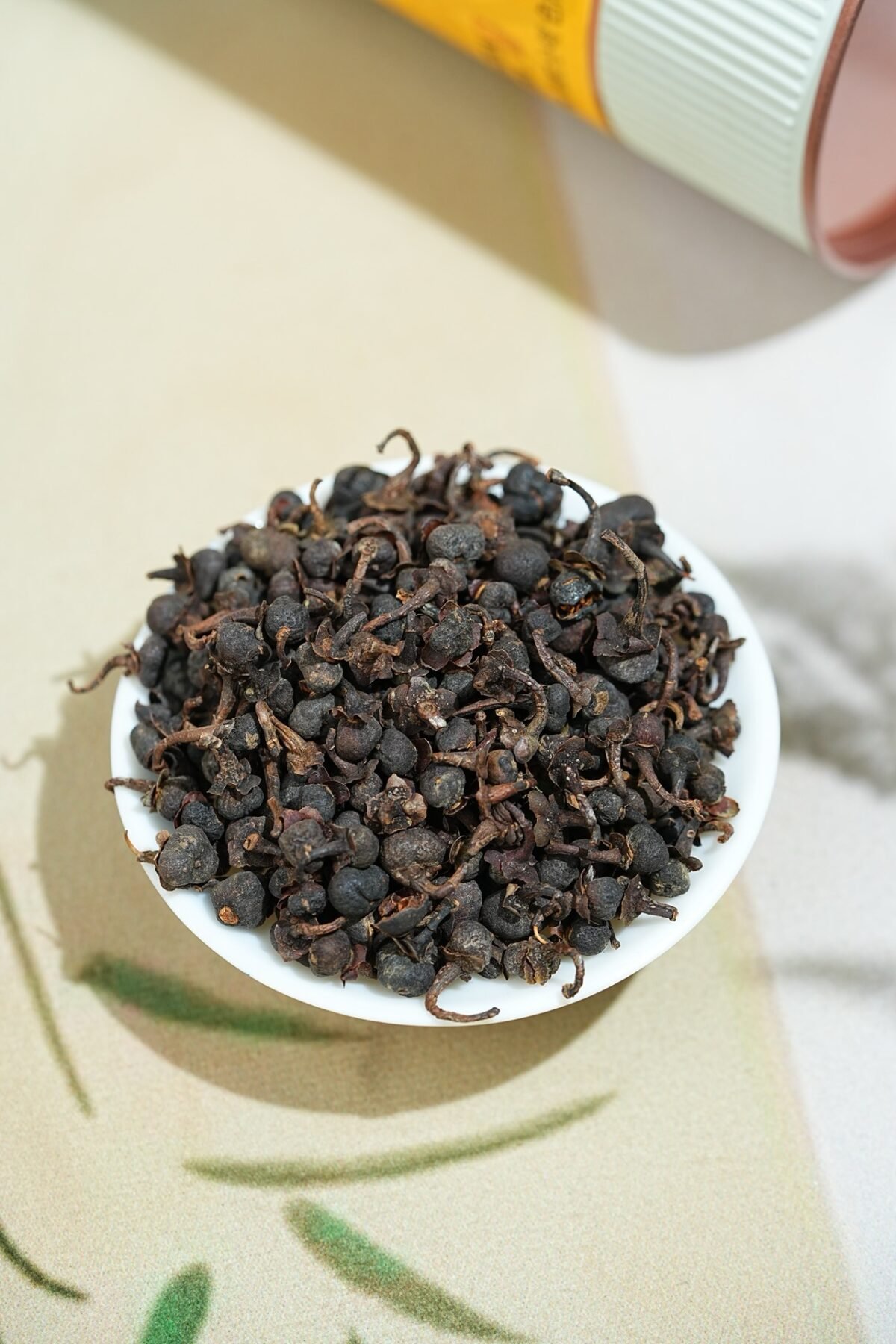 Fuding White Tea Seeds: The 1 Woody Sweet Tea for Digestive Wellness & Calm