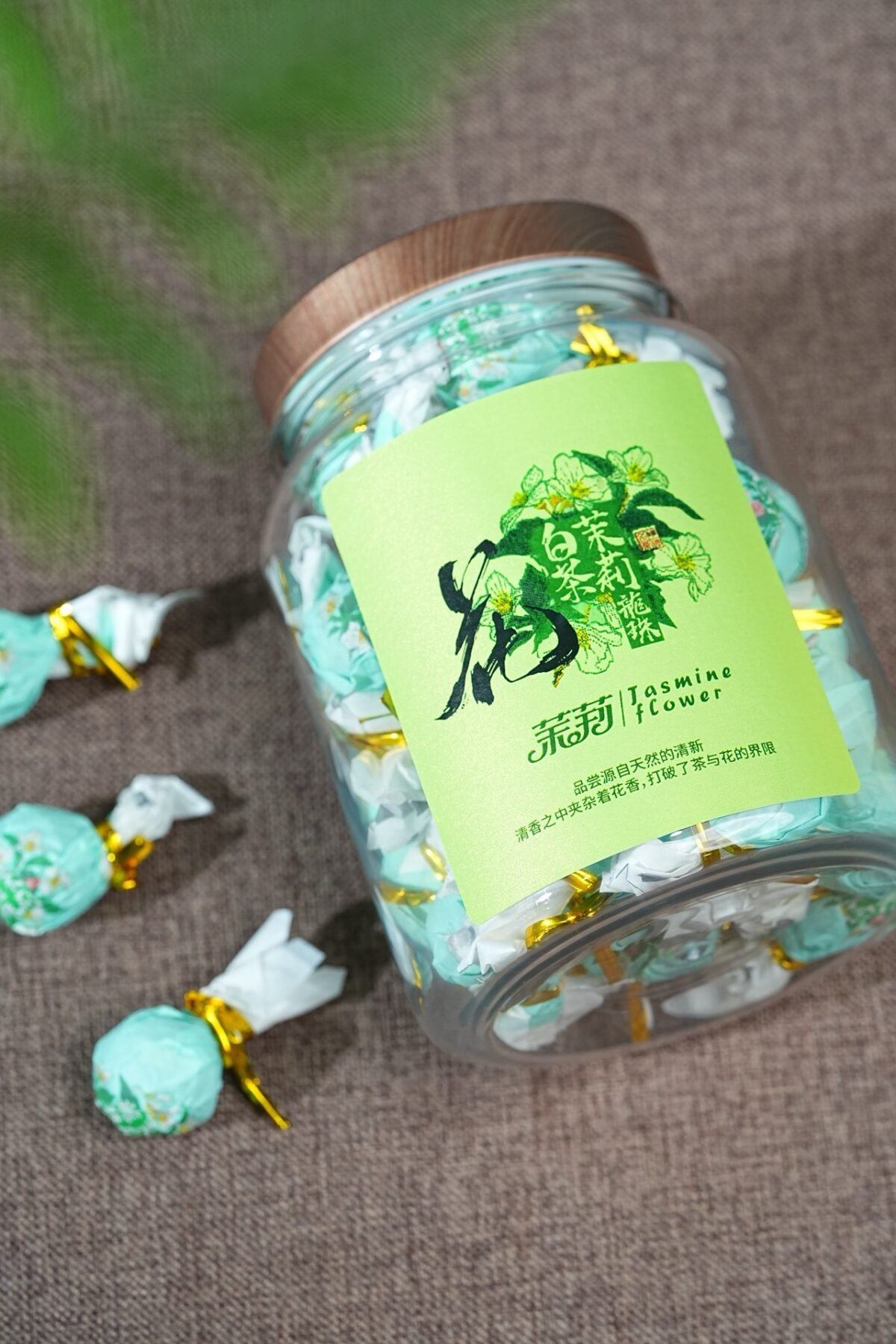 Jasmine White Tea Pearl: A Breathtaking 2-in-1 Hand Rolled Jasmine Tea for Busy Lives