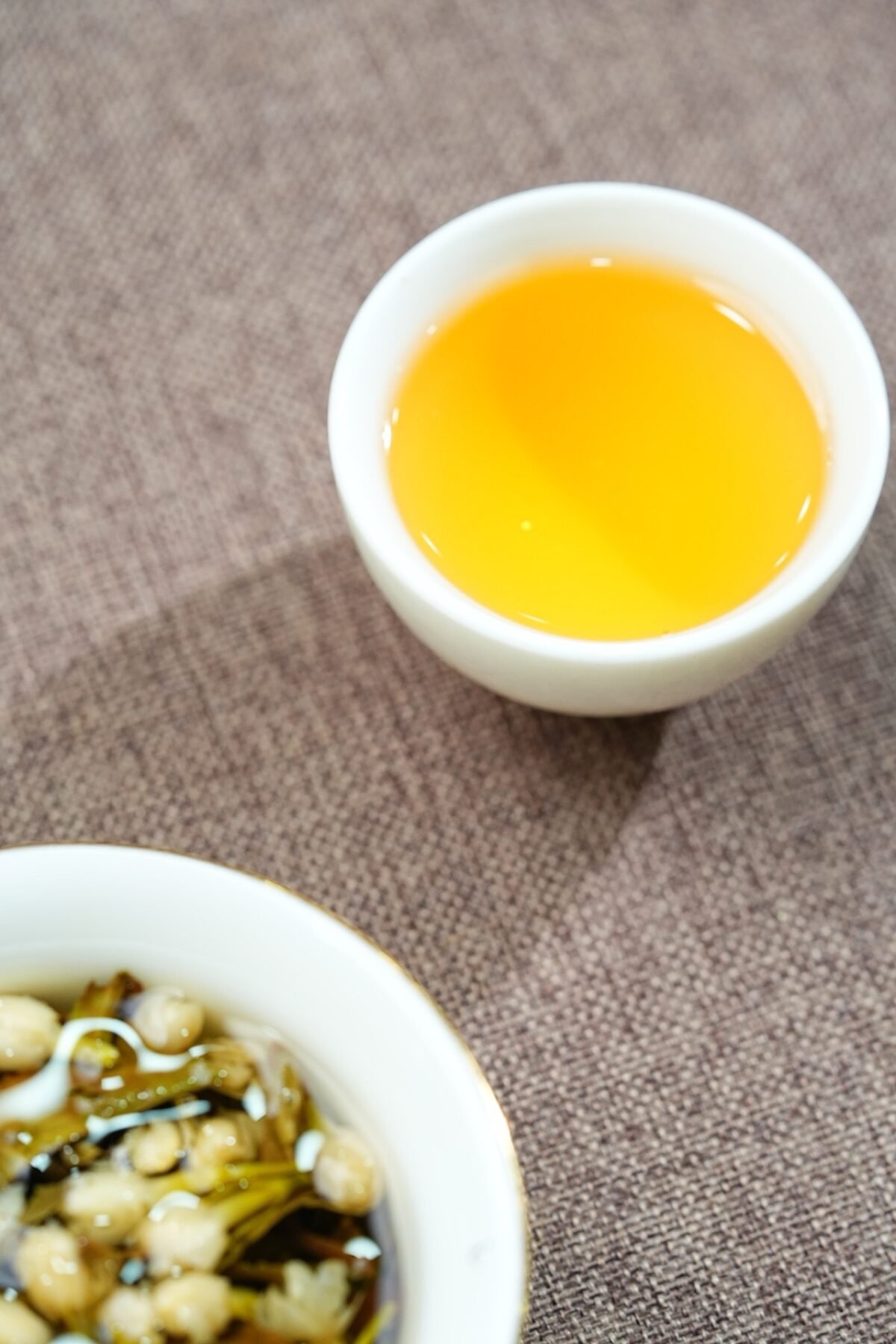 Jasmine White Tea Pearl: A Breathtaking 2-in-1 Hand Rolled Jasmine Tea for Busy Lives