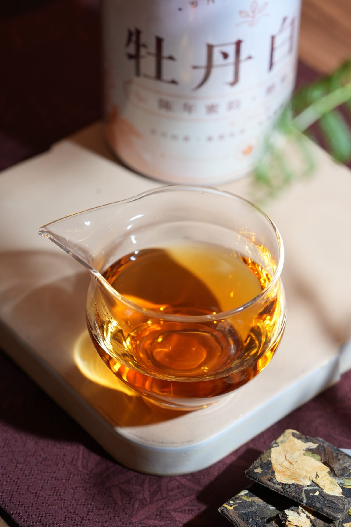 Peony White Tea: A Breathtaking 2-in-1 Floral Herbal Tea with Aged White Tea Depth