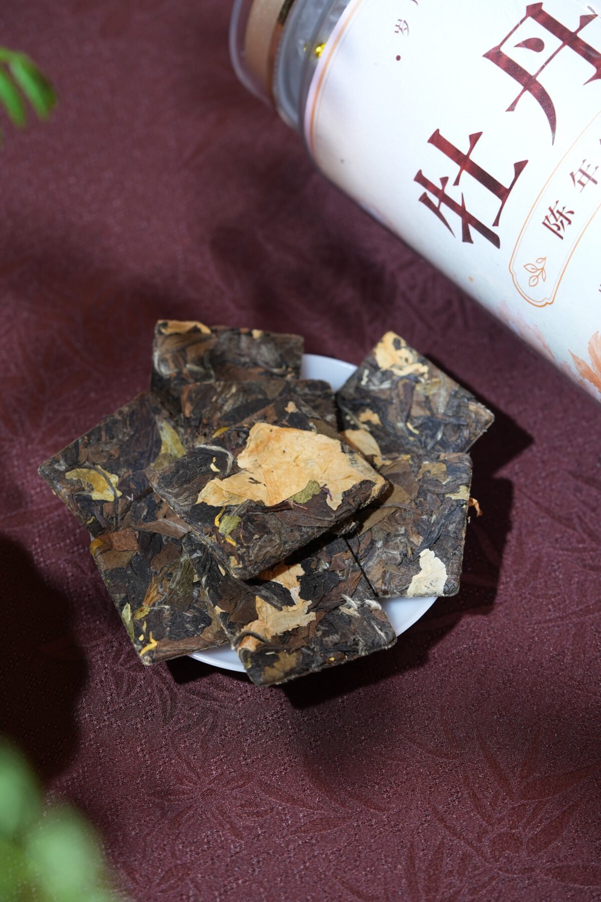 Peony White Tea: A Breathtaking 2-in-1 Floral Herbal Tea with Aged White Tea Depth