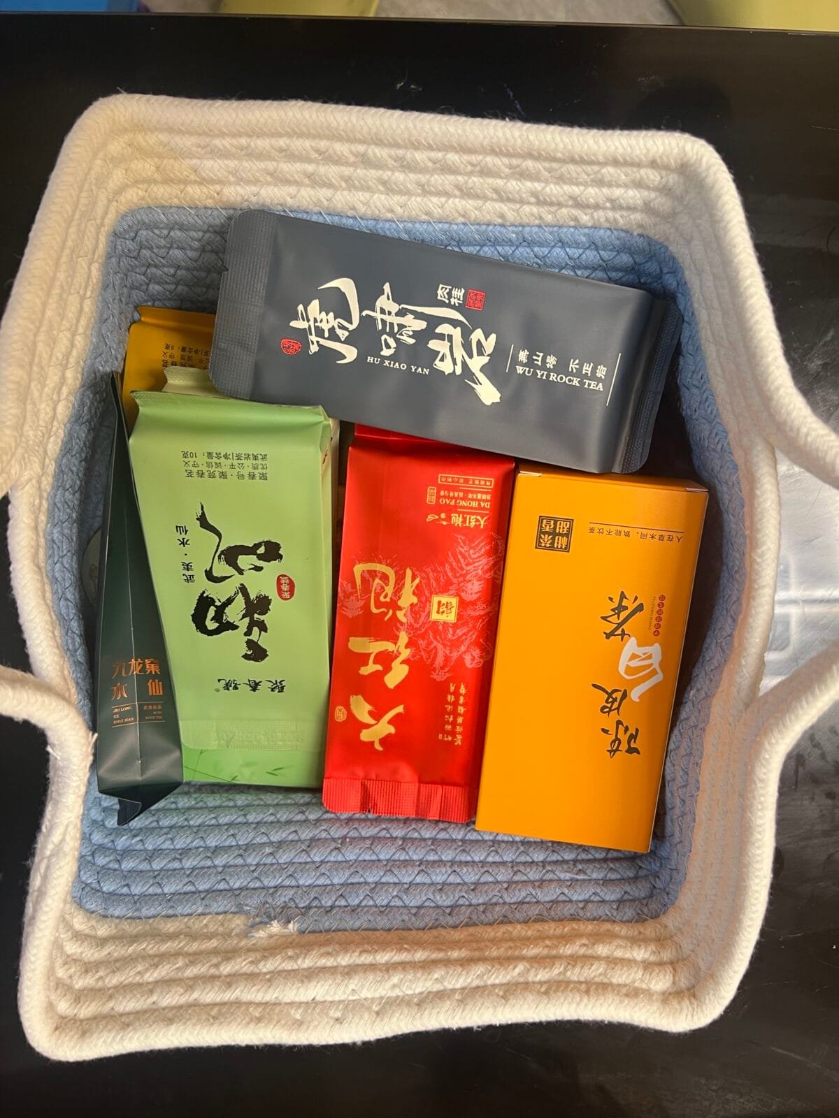 14 Chinese Tea Tasting Set: 14 Authentic Teas, Guilt-Free Indulgence 3 European Style Tea Storage Basket