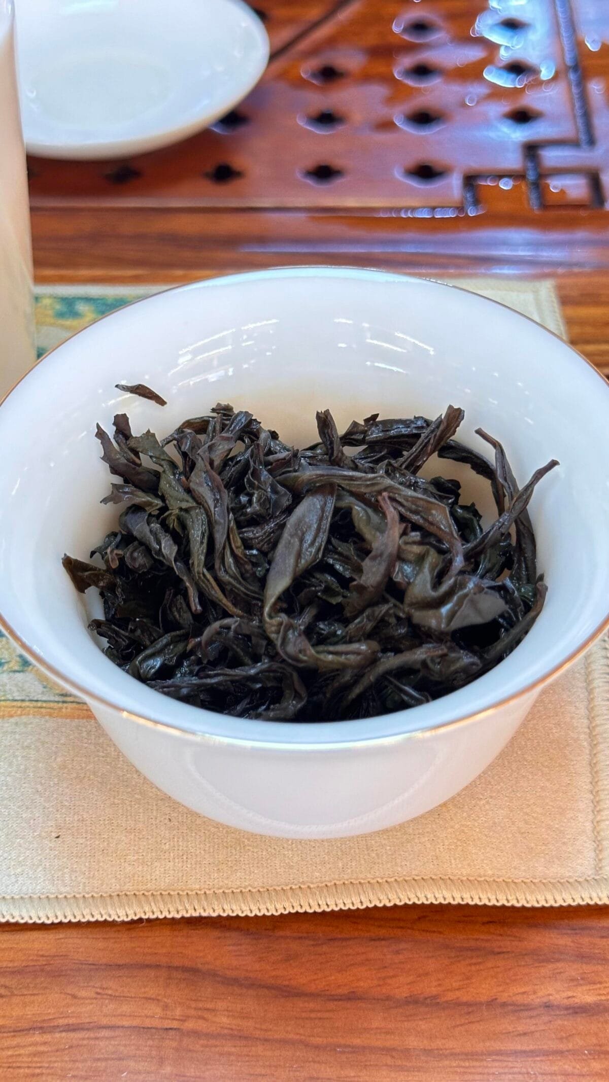 Wuyi Shi Ru Oolong Tea: 51g, 1 Gift Box, Stunning Aroma 3 Wuyi Shi Ru Oolong Tea: 51g, 1 Gift Box, Stunning Aroma